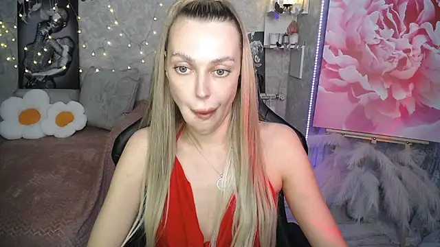 NickyAdamidi live cam on StripChat