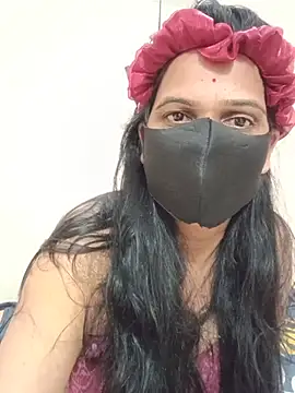 MAHI_RAWAT01 live cam on StripChat