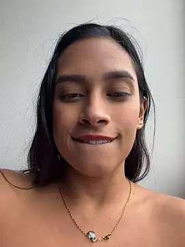 LunaHeat live cam on StripChat