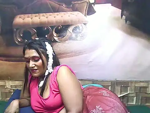 IndianSexyLady20 live cam on StripChat