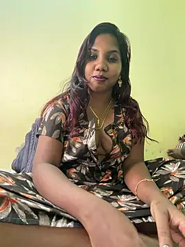 Sexytamilgirl_Harini live cam on StripChat