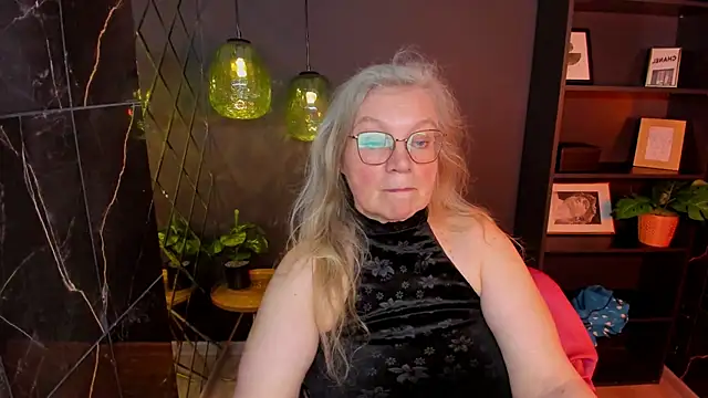 NataliMellow live cam on StripChat