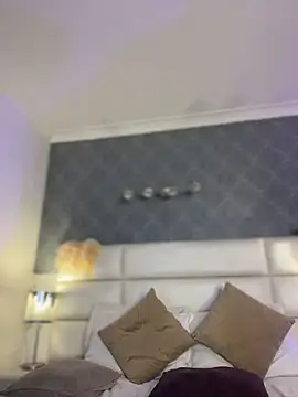 MiilaBlake live cam on StripChat