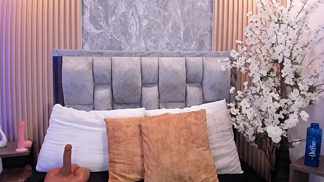 Sulay_Kim live cam on StripChat