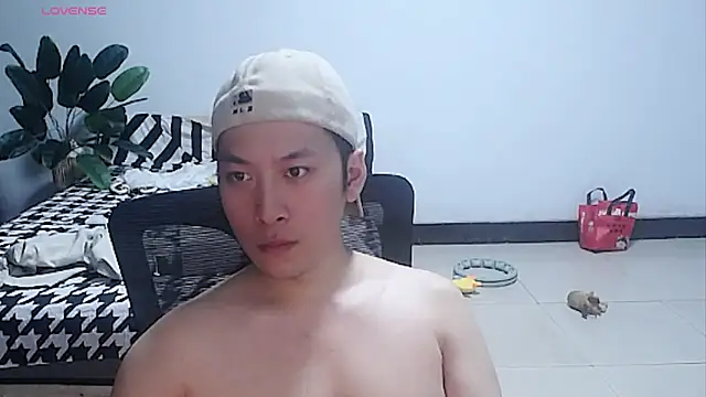 yichen008's room