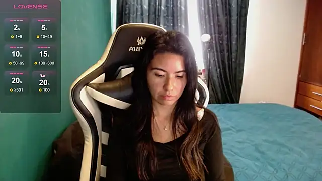alice_middlee