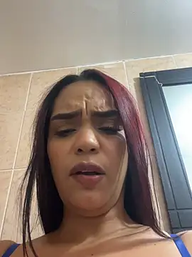Sara-77 webcam
