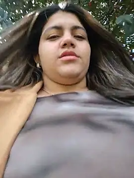 Ivy_enjoy live cam on StripChat