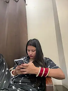 Aarohi_Thakur live cam on StripChat