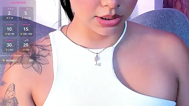 MeryCoors live cam on StripChat