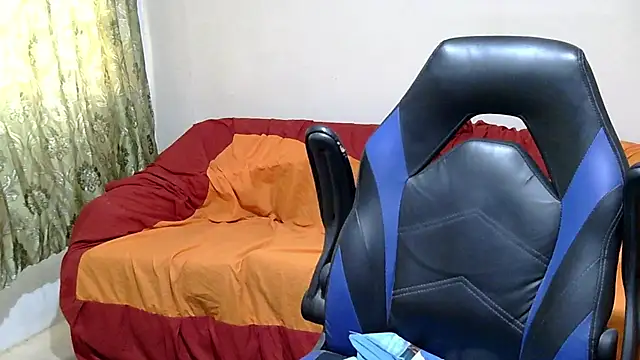 Darkkras live cam on StripChat