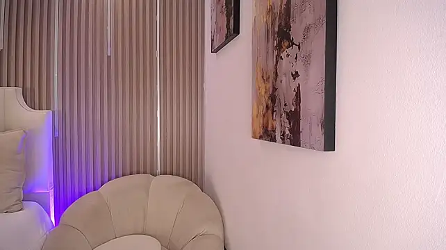 Megann_Scoth live cam on StripChat
