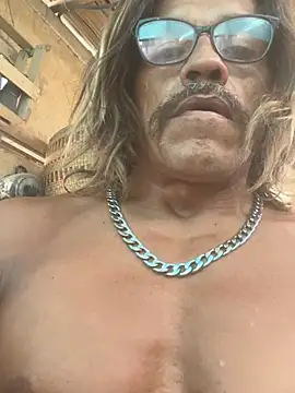 kvr27 live cam on StripChat