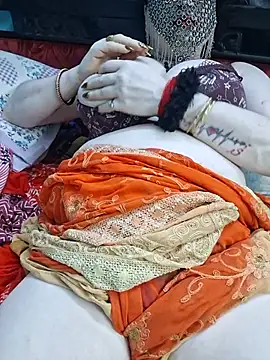 Indian_Coupl3 webcam