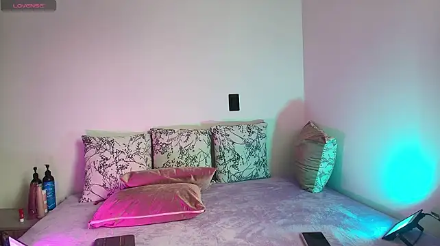 Teasedolll webcam