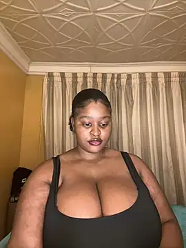Bella-Porsche live cam on StripChat
