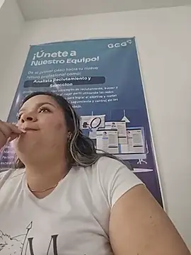 Charlott-1 live cam on StripChat