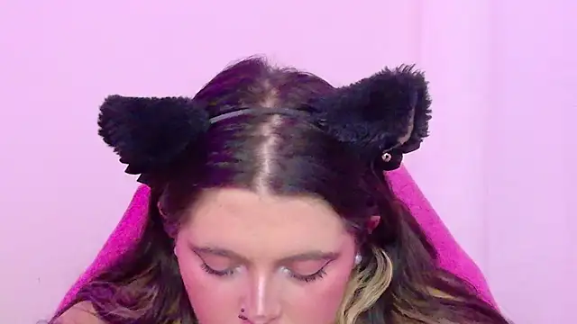 Sachi_Meow webcam