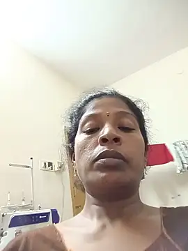 umathamil live cam on StripChat