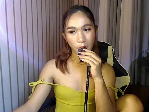 ur_katrina69 (T young) - GET FULLY NAKED KAT