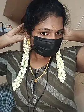 tamilsaisree live cam on StripChat