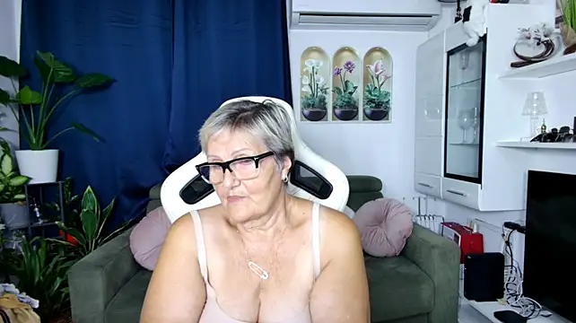 Selenna57 webcam
