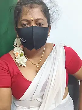 tamilrose143 live cam on StripChat