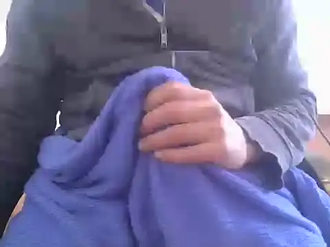 Dogo-90 live cam on StripChat