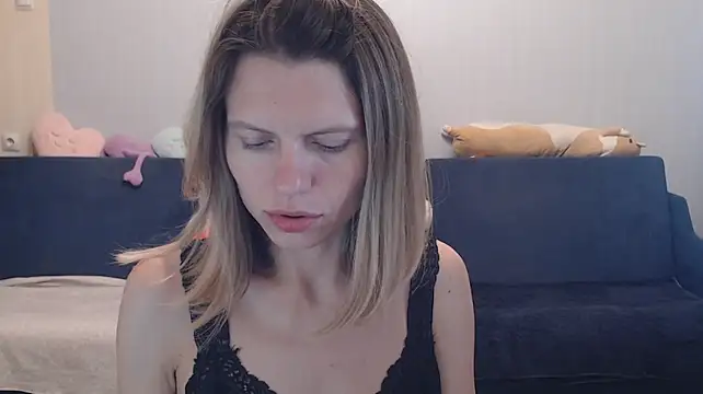 night_is_dark live cam on StripChat