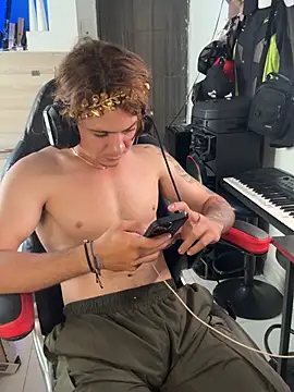 AngelLatinBoy webcam