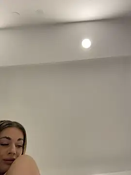 IsabellaEtthan's live cam