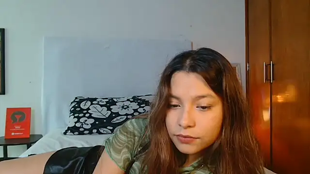 3littles (F young) - Butterfly-style slap, for fuck's sake.