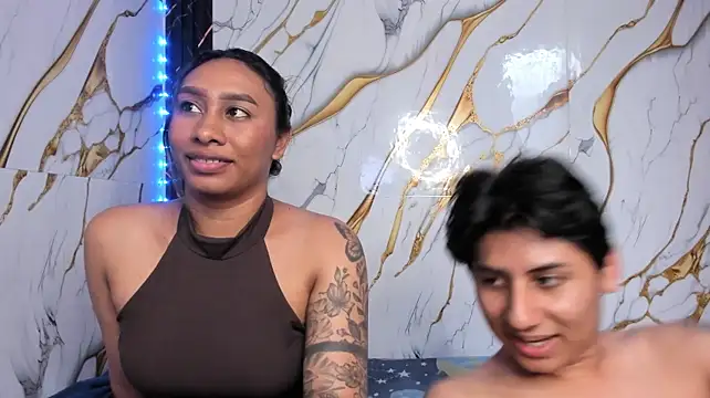 sexy_brunette_12 live cam on StripChat