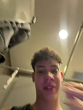 yoursexyjose live cam