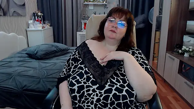 Victoria_BBW cover photo