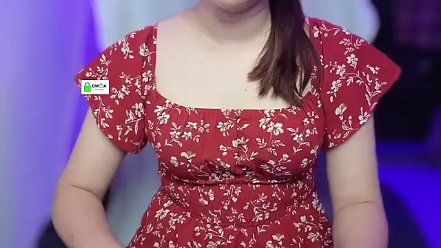 sweet__queen live cam on StripChat