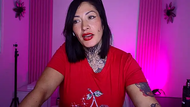 Natasha_boobs_latina