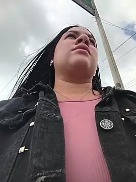Kendra-daring webcam