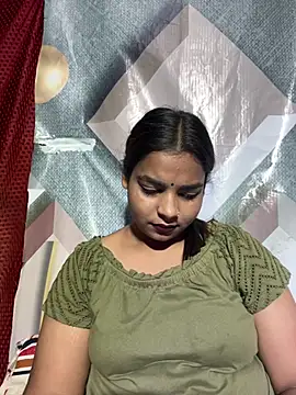 Aayra_Joshi live cam on StripChat