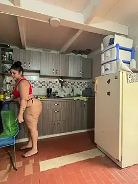 vallitadelvalle live cam on StripChat