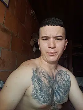 Mikedotow live cam on StripChat