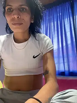 ImCrazzy live cam on StripChat