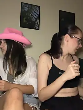 RussianGirls_ live cam on StripChat