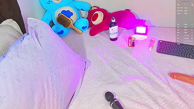 Anniecute__ live cam on StripChat