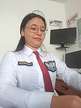 Queen_linda1 live cam on StripChat