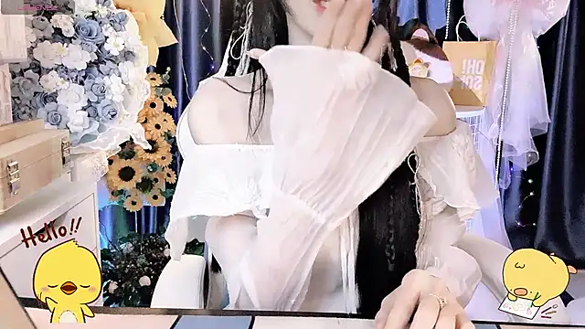 Your-Sunshinee live cam on StripChat
