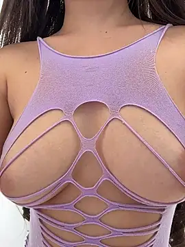 MiaJacksonn live cam on StripChat