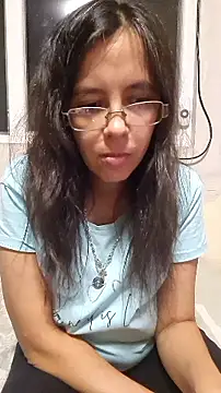 rposhta1991 live cam on StripChat
