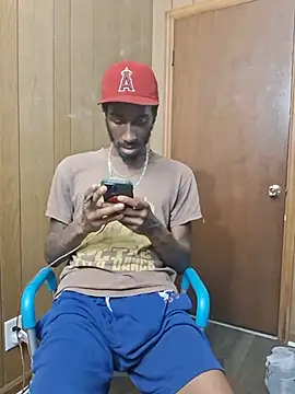 Cyberkennywrld live cam on StripChat
