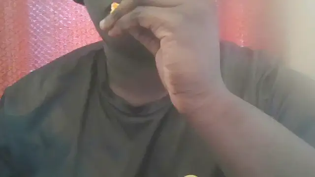 KIngAtlasMensah live cam on StripChat